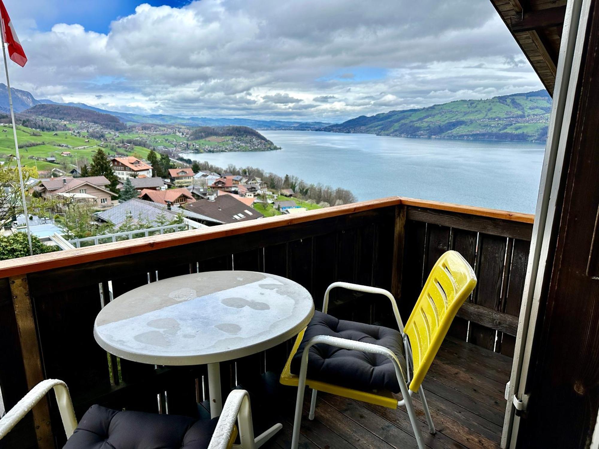 Eva'S Seeblick Krattigen Zimmer foto