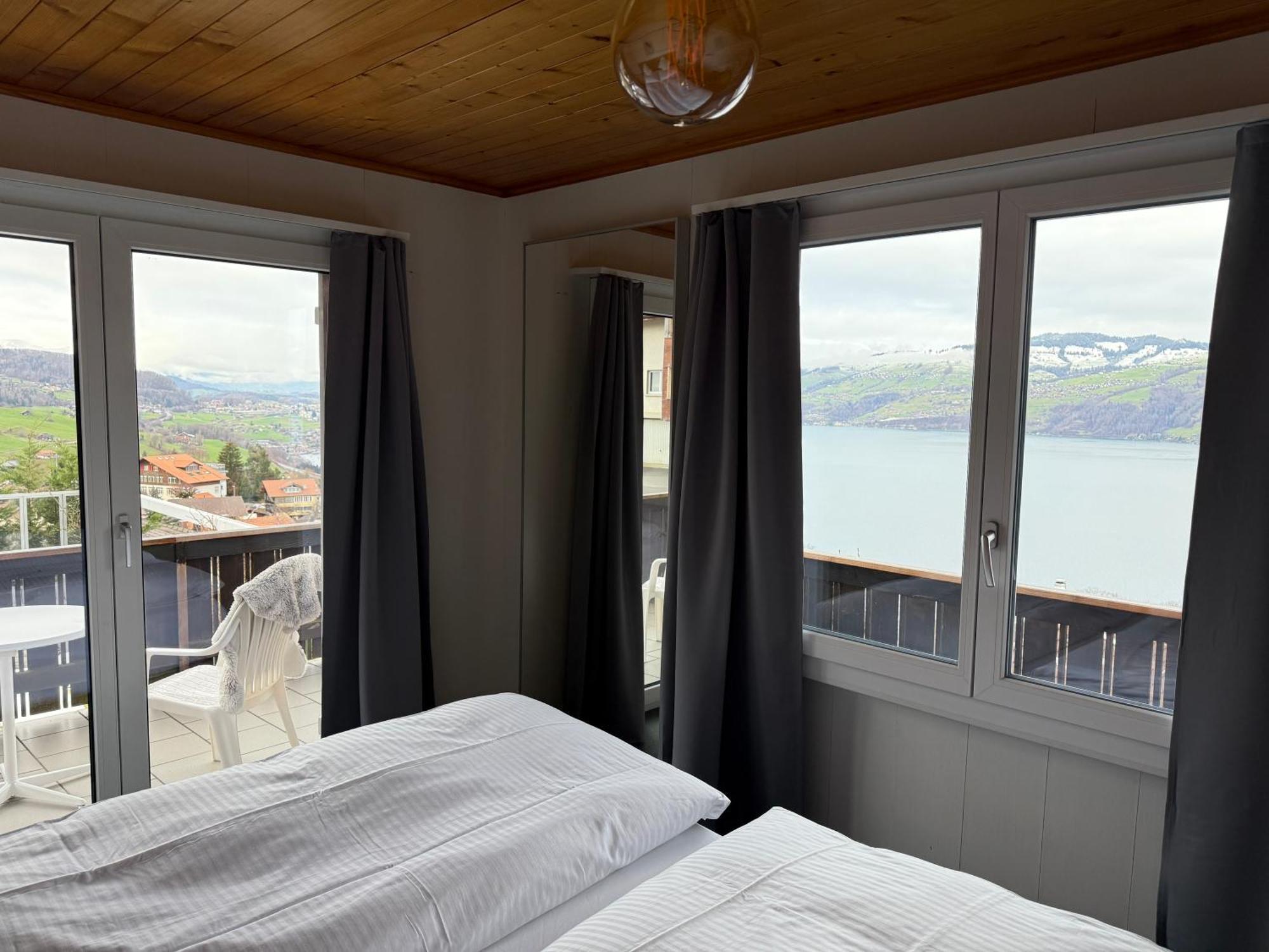 Eva'S Seeblick Krattigen Zimmer foto