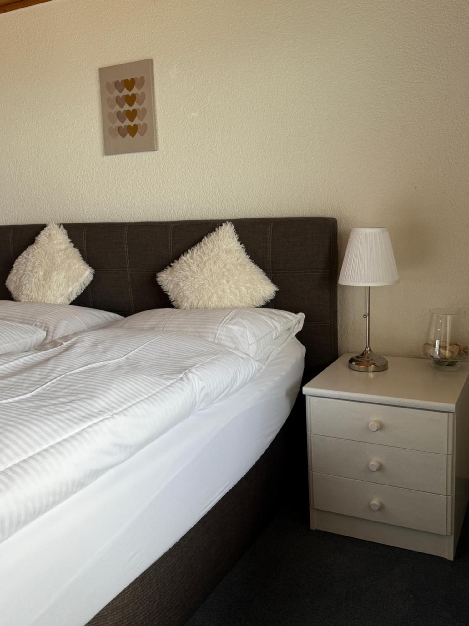 Eva'S Seeblick Krattigen Zimmer foto
